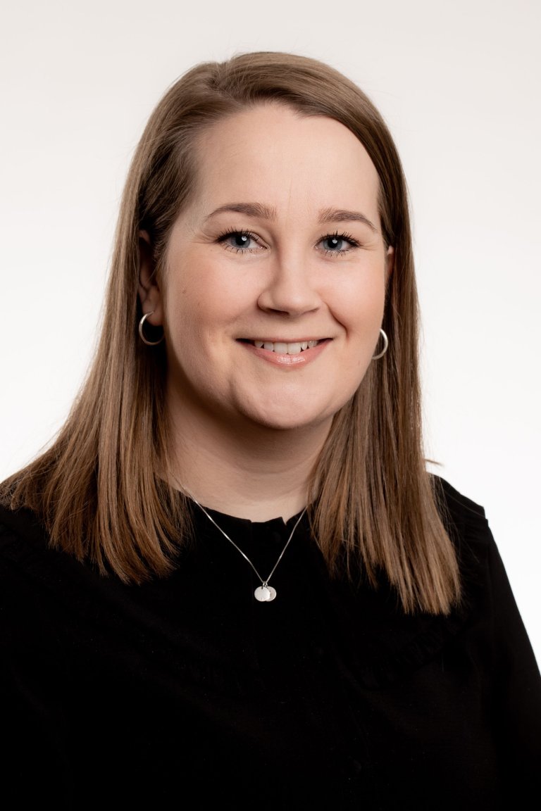 Júlía Mist Almarsdóttir